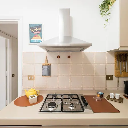 Blessy Vaticano רומא